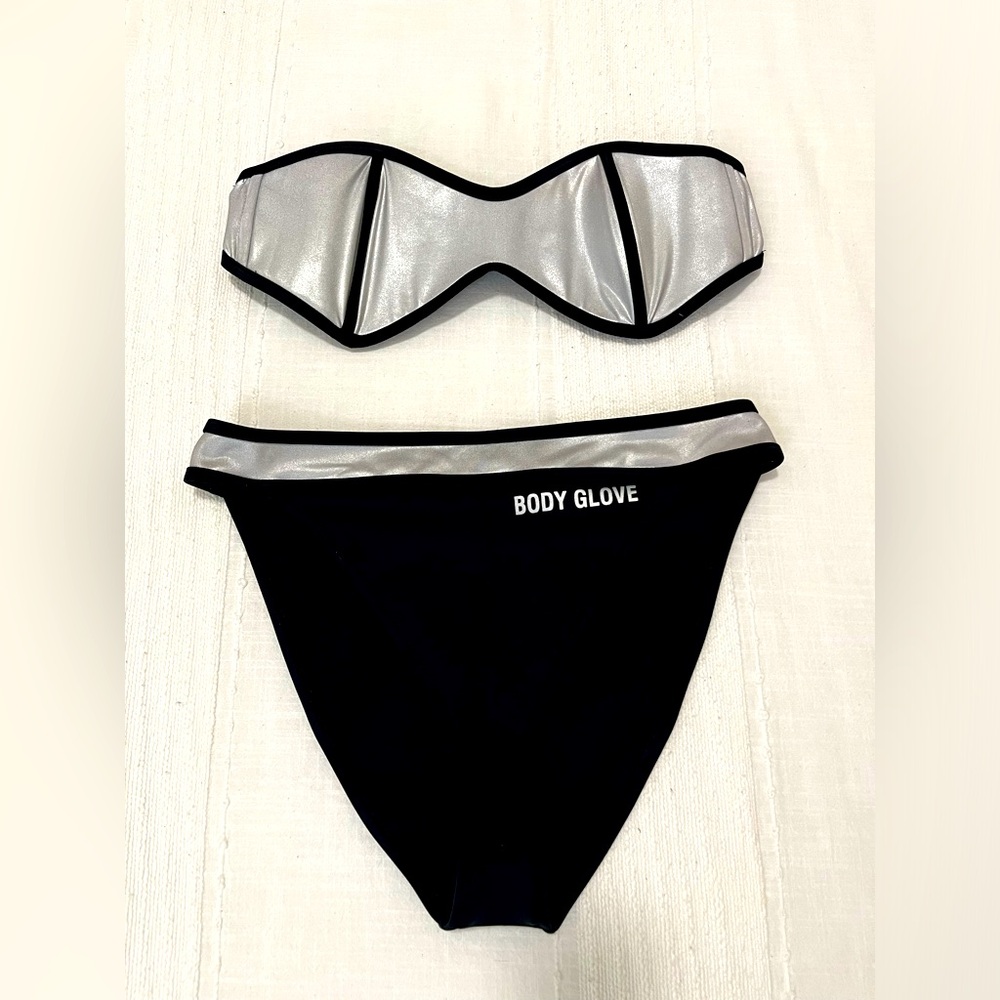 Body Glove bikini, the ‘91 Unbelievable classic reissue! 🛸💖💿💎